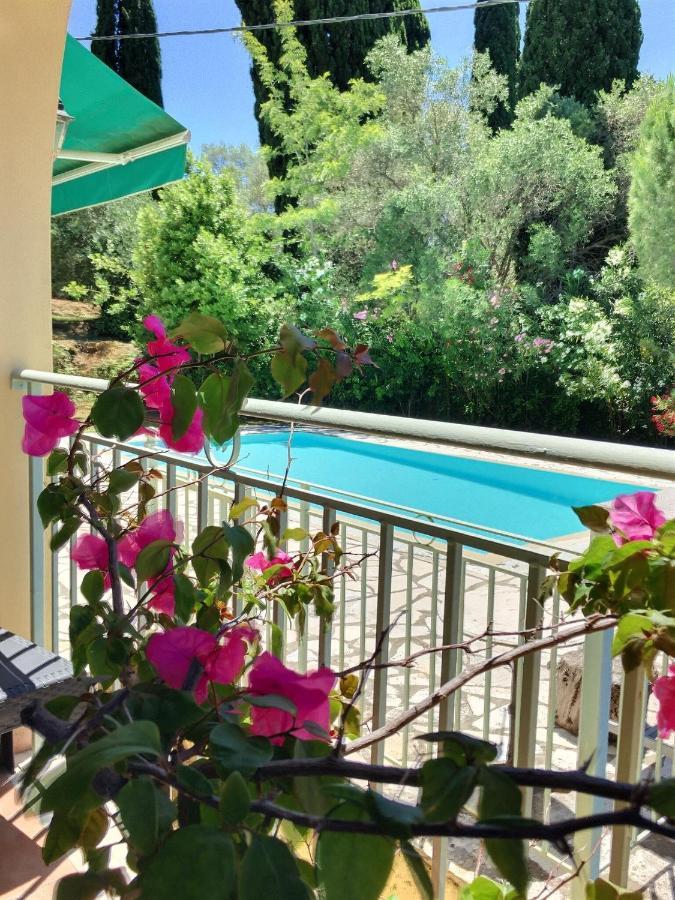 Gastouri Villa Pascalia With Heated Pool In October And Views Achilleion ภายนอก รูปภาพ