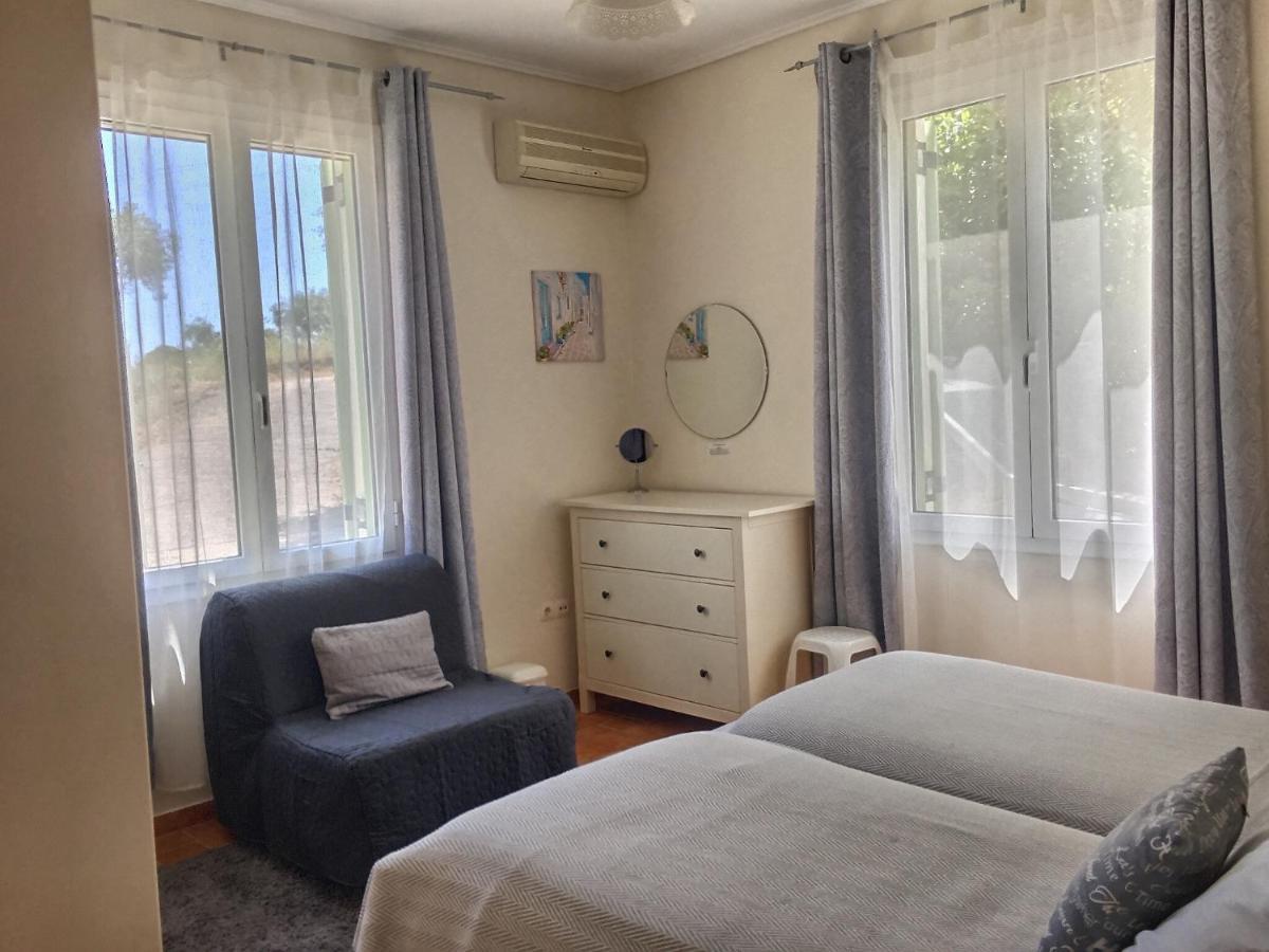 Gastouri Villa Pascalia With Heated Pool In October And Views Achilleion ภายนอก รูปภาพ
