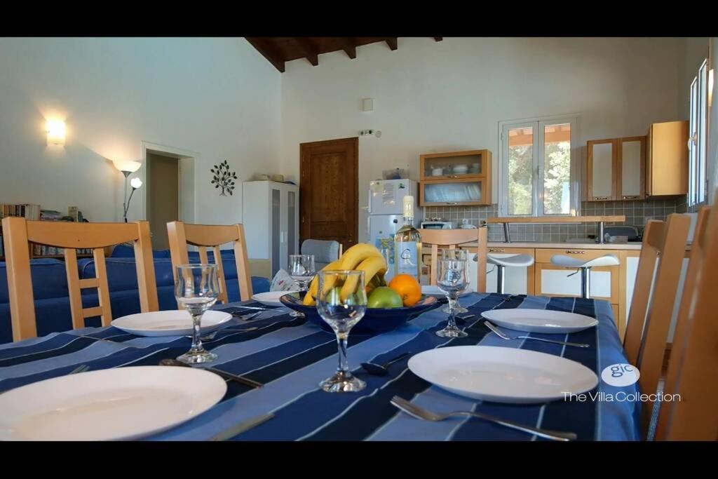 Gastouri Villa Pascalia With Heated Pool In October And Views Achilleion ภายนอก รูปภาพ