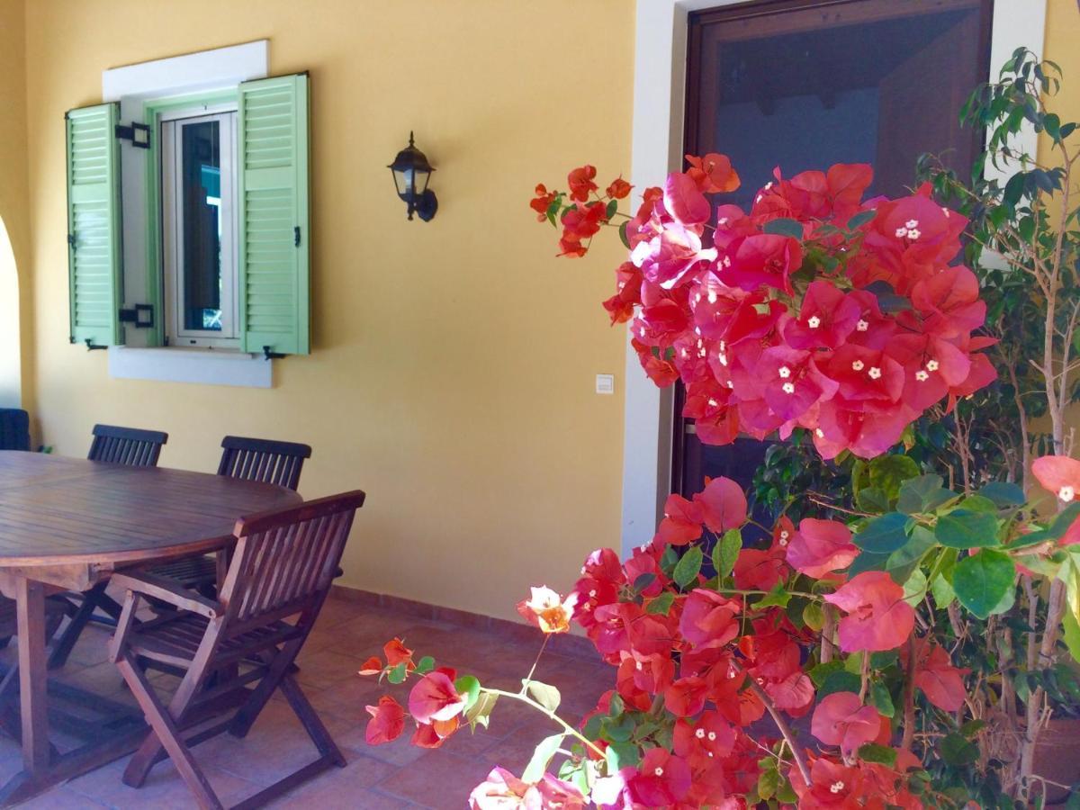 Gastouri Villa Pascalia With Heated Pool In October And Views Achilleion ภายนอก รูปภาพ