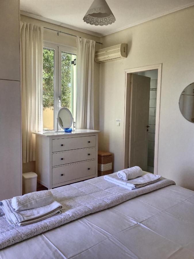 Gastouri Villa Pascalia With Heated Pool In October And Views Achilleion ภายนอก รูปภาพ
